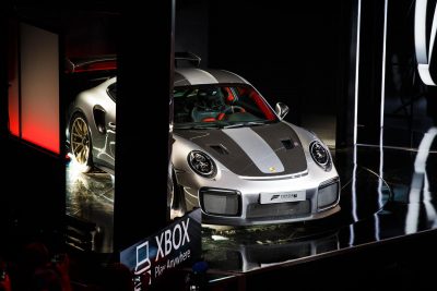 Porsche prezanton makinën më të shpejtë